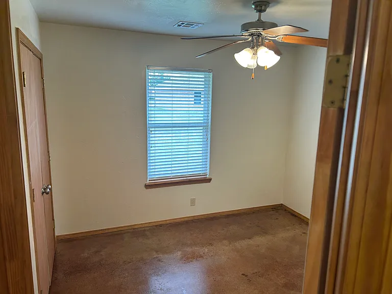 718 Pristine Pl — Photo 14