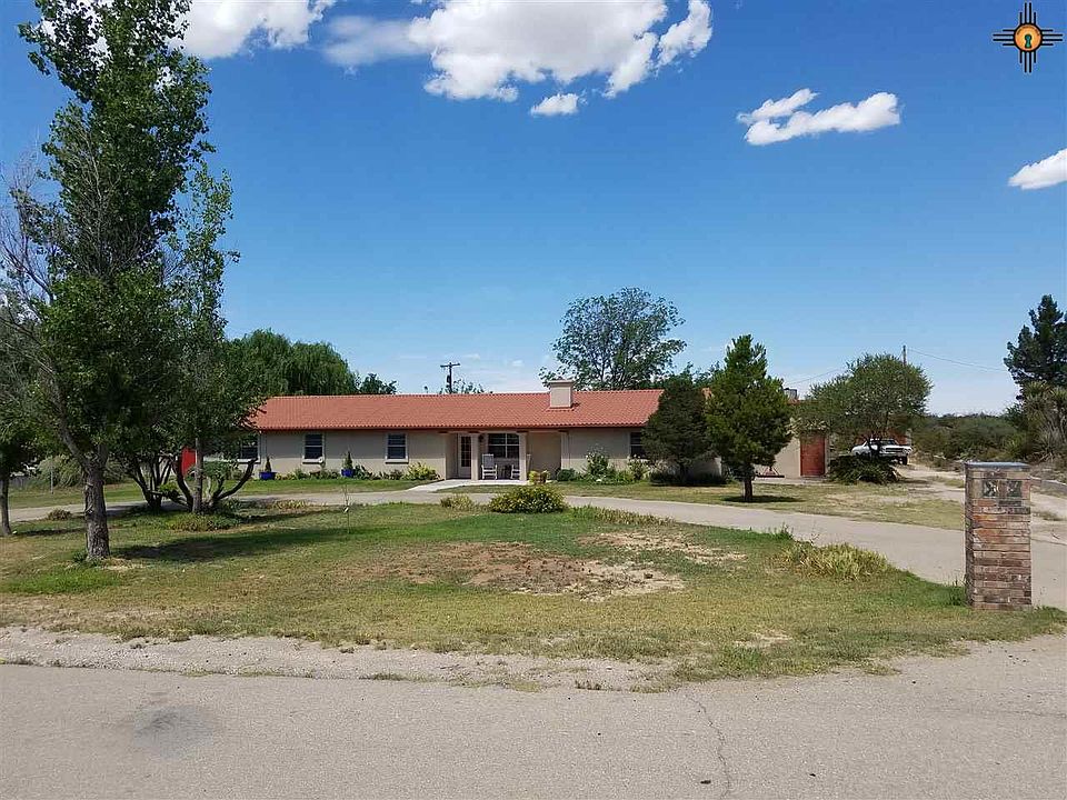 1st image of 2521 N Crown Cir
