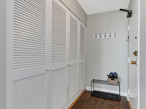 2nd image of 2740 N Pine Grove Ave APT 17G