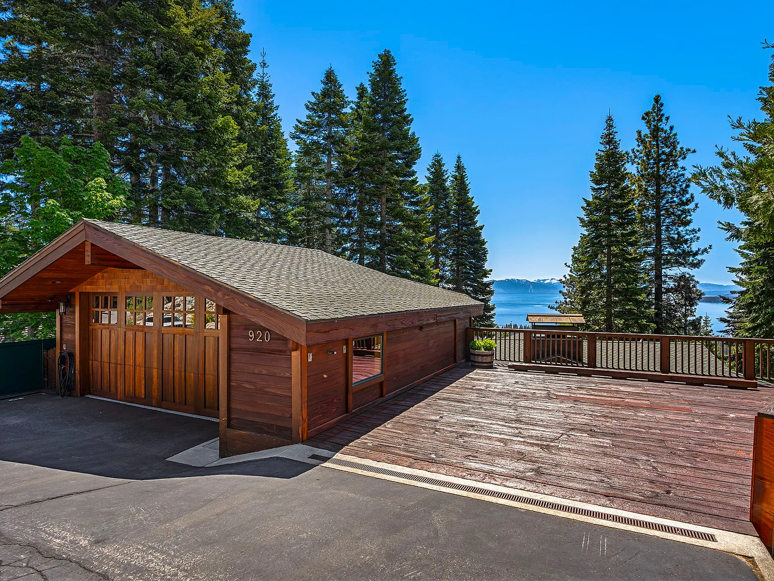 5 bed, 2.5 bath, 3000 sqft, $7,500 — Photo 4