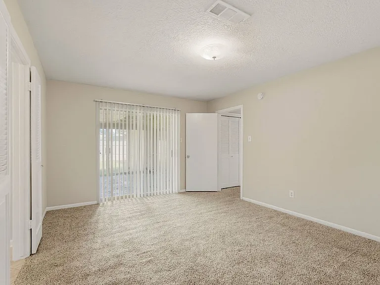 810 Sunnybrook Ln — Photo 19