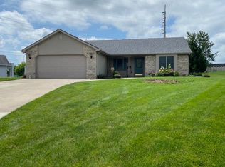 607 Hurstland Ct, Columbia City, IN 46725