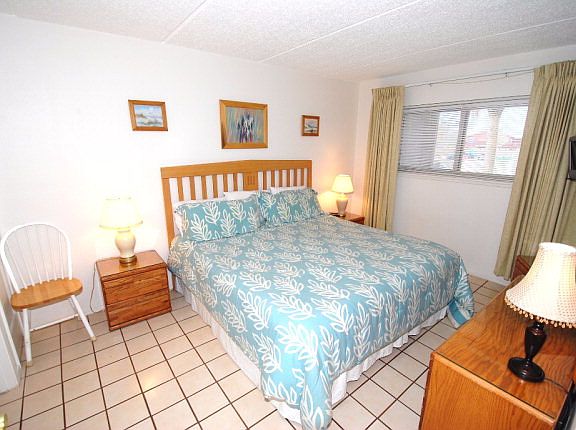 4th image of 111 Morningside Dr #1-201