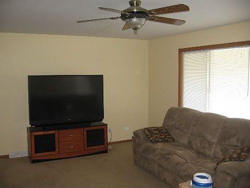 3rd image of 2610 Jackson Dr
