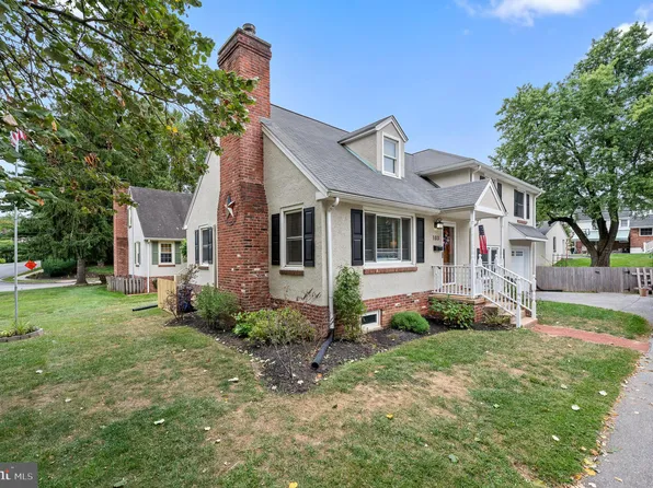 103 Calvarese Ln, Wayne, PA 19087