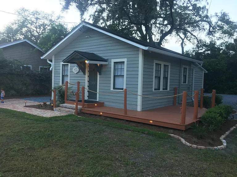1625 Emerson St — Photo 10