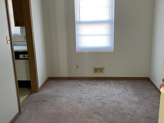 3rd image of 4312 S Canterbury Pl APT 5