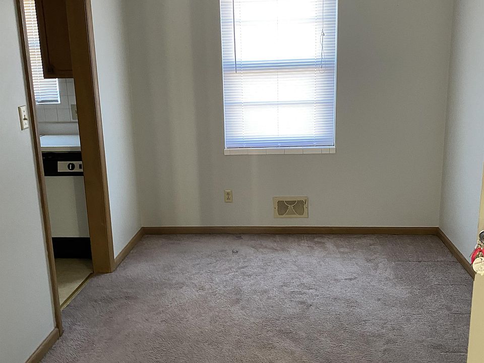 Tomasha/Canterbury Place & 43125 Apartments Independence, MO Zillow