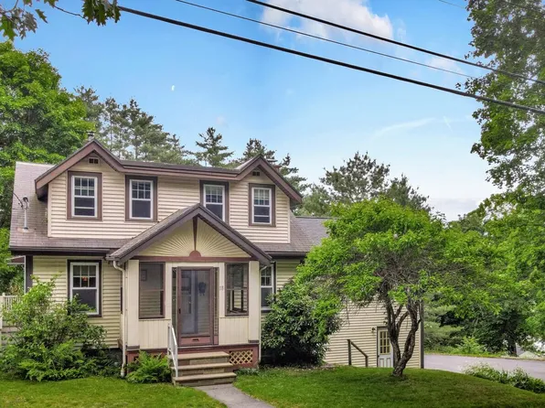 18 Second Street, Hallowell, ME 04347