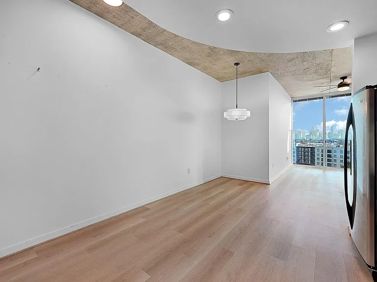 5925 Almeda Rd #10909 — Photo 4