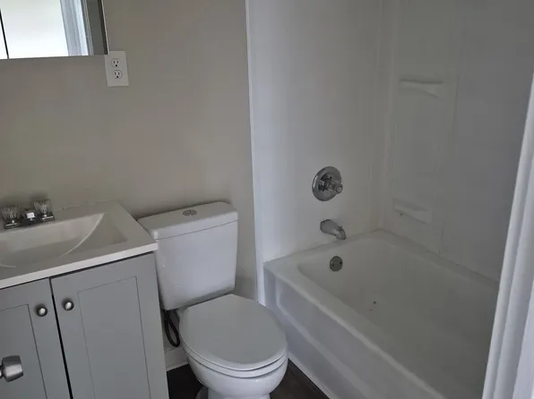 225 W Fairview Rd, Oak Ridge, TN 37830