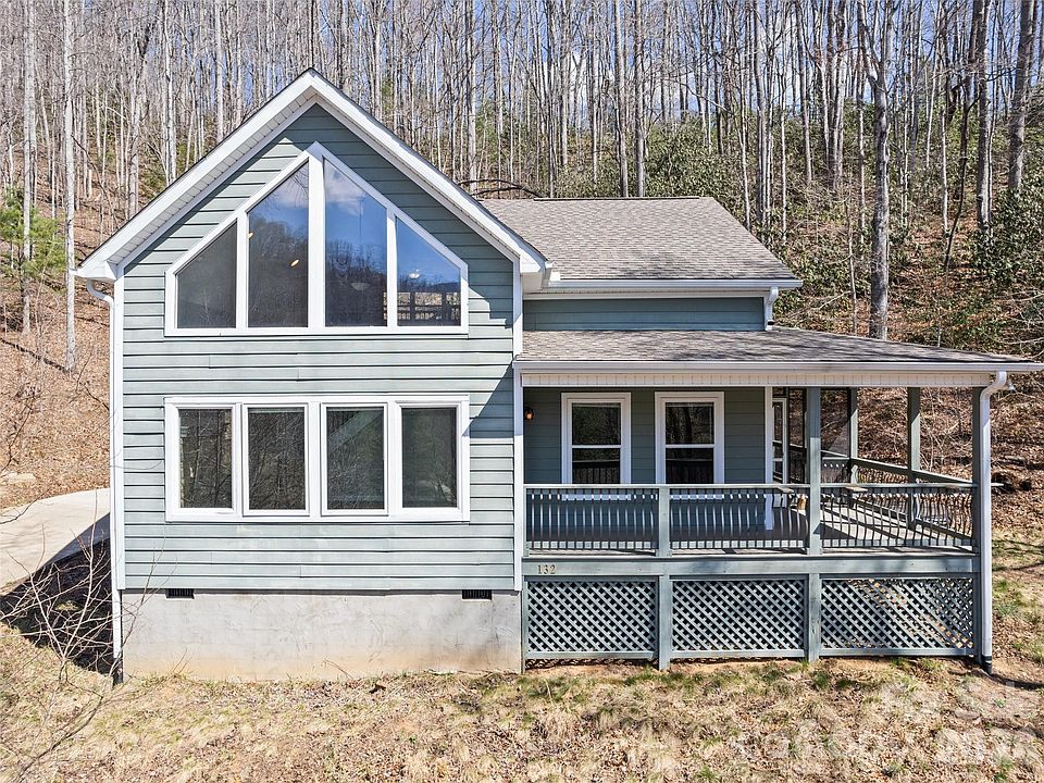1st image of 132 Fields Dr