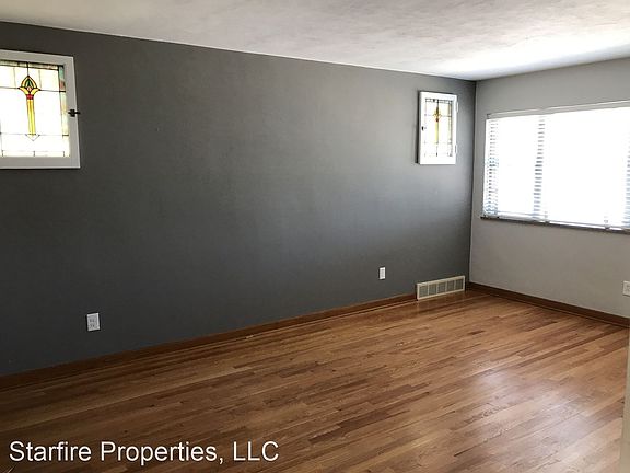 5th image of 5810 Southwest Ave