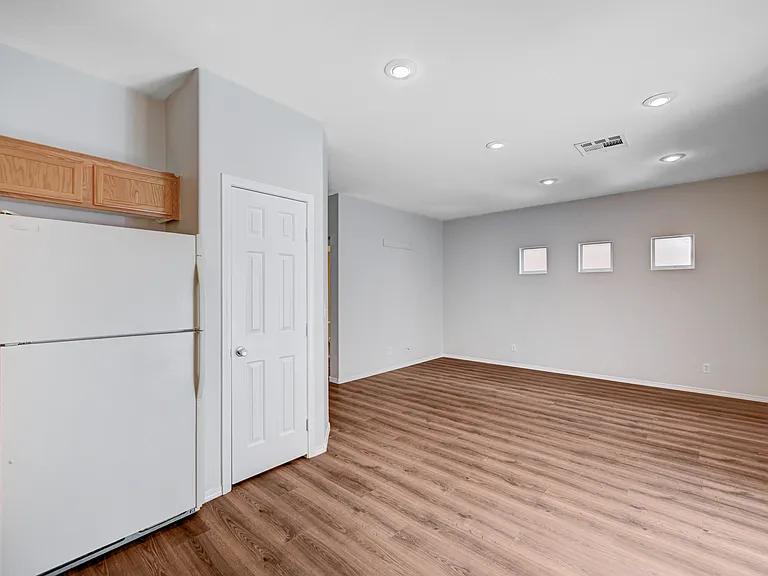 9909 Wingate Creek Ct — Photo 13