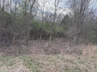 145 Foxwood Dr, Kingston, TN 37763