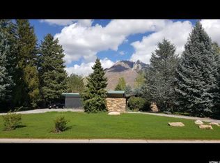 2343 E Cottonwood Ln, Holladay, UT 84117