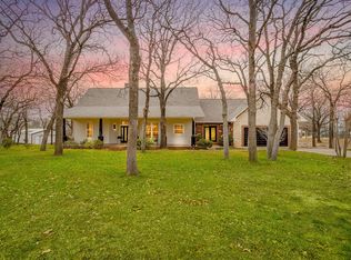 1114 Briarwood St, Weatherford, TX 76087