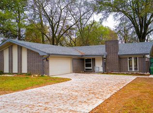 1801 Pine Bluff St, Paris, TX 75460