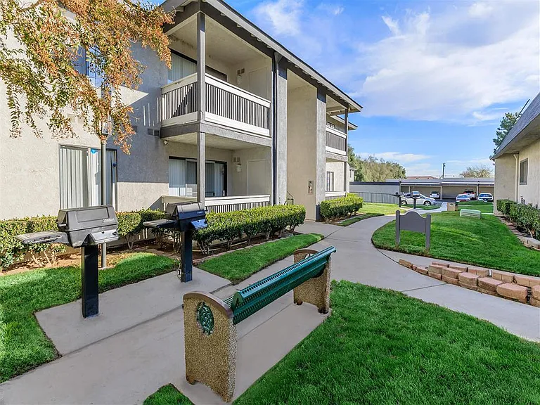 Carmel Apartments — Photo 10