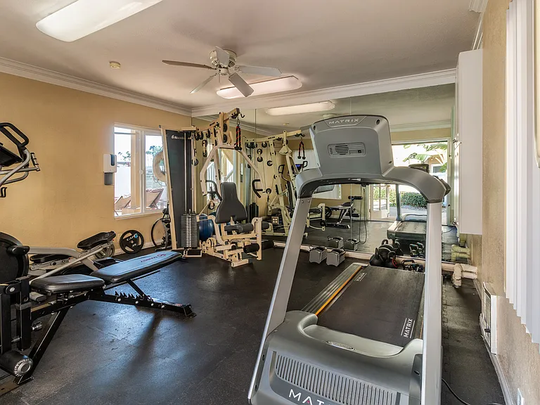 3030 Suncrest Dr #907 — Photo 4