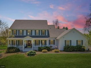 517 Joseph Cir, Hudson, WI 54016