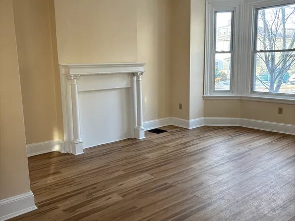 137 Grandview Rd #A, Ardmore, PA 19003