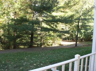 73 Sapphire Ln, Franklin Park, NJ 08823