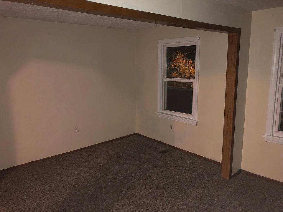 1st image of 127 West St Unit 1