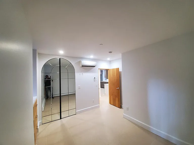 84 Waldo Ave #O1 — Photo 6