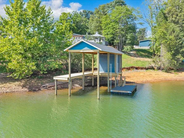 165 Spence Rd, Union Hall, VA 24176