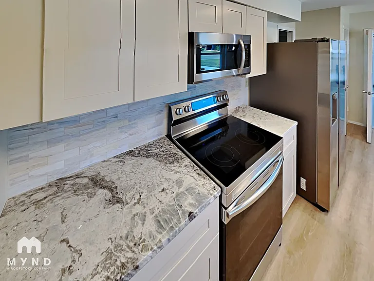 1511 W Del Webb Blvd — Photo 5