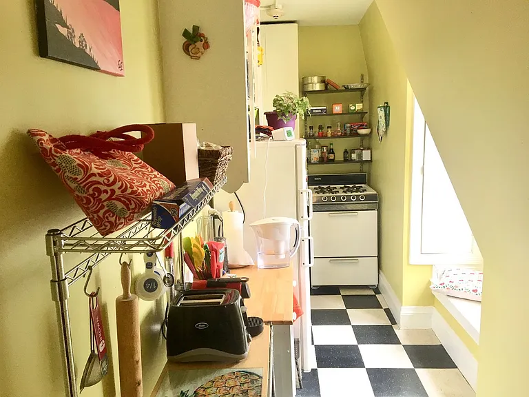 186 Waterman St — Photo 50