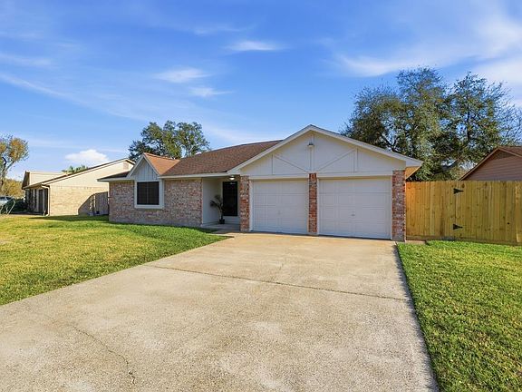 2nd image of 10010 Winding Trail Rd