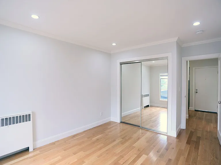 180 Montecito Ave — Photo 9