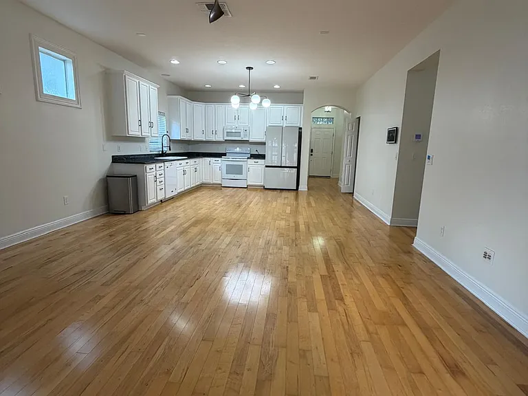 13608 Cepheus Dr — Photo 6