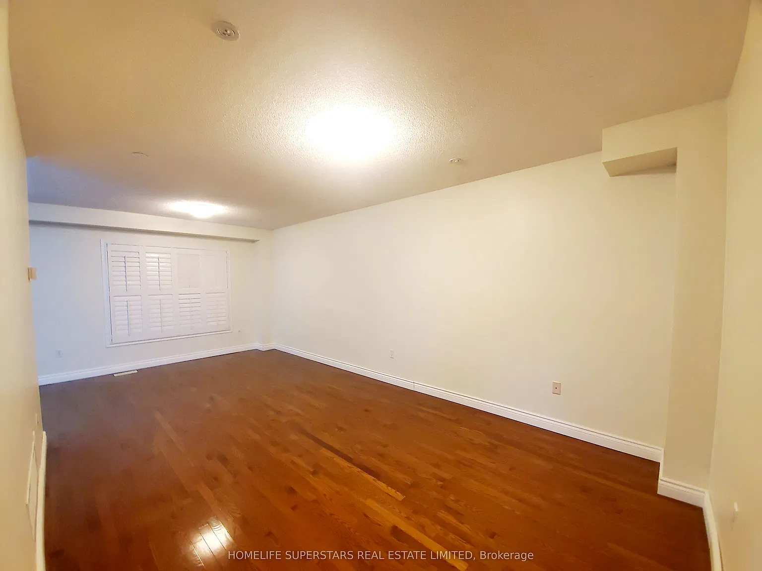 4 bed, $3,600 — Photo 3