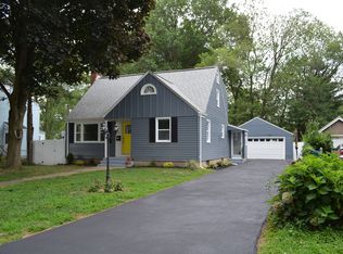 32 Park Ave, Wethersfield, CT 06109