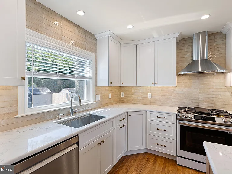 706 Sonora Ave — Photo 11