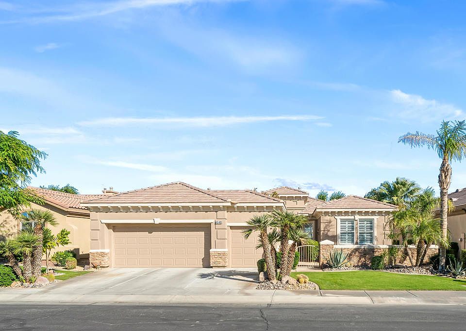 1st image of 43408 Saint Andrews Dr