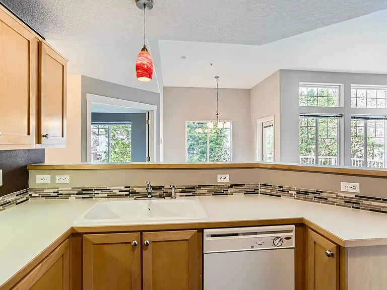 14700 SW Sandhill Loop #204 — Photo 13
