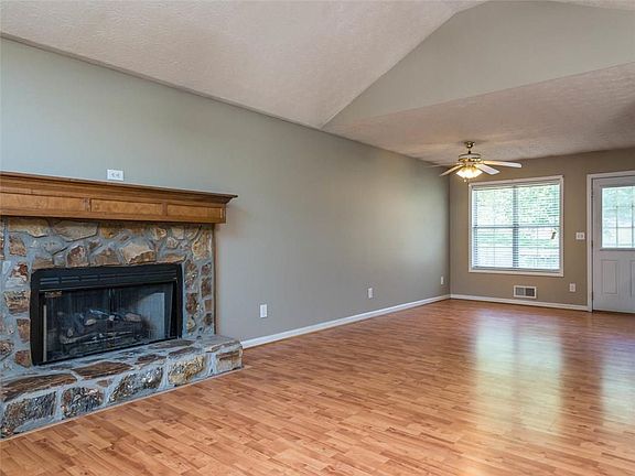 2nd image of 5508 Elderberry Ln