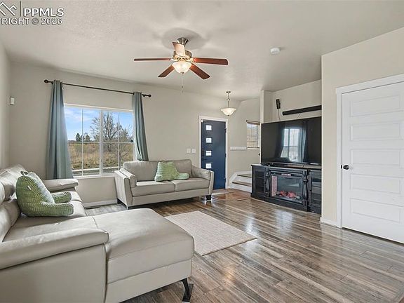 4th image of 1226 Antrim Loop