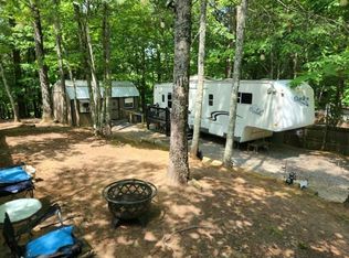 376 10th St, Ellijay, GA 30540