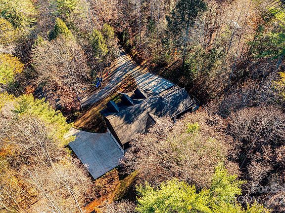 4th image of 4305 Greenfield Pl
