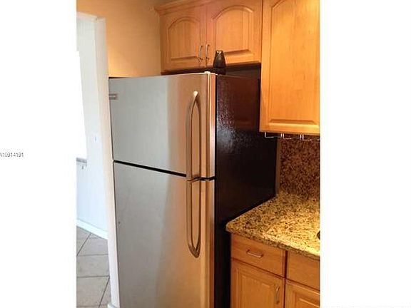 3rd image of 1610 Lenox Ave APT 404