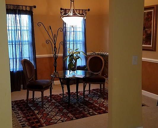 5th image of 3220 W Yorkshire Ct