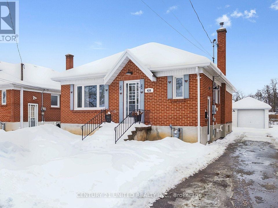 1st image of 420 McKellar St #1