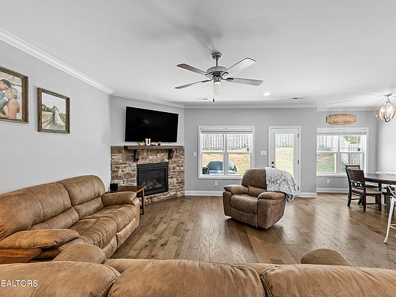 3rd image of 2942 Spencer Ridge Ln