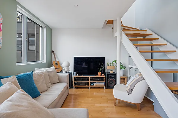 Sold by Keller Williams Realty Gold Coast | media 2