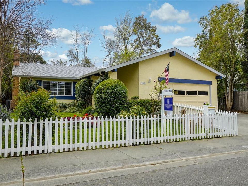 1st image of 1225 Woodvale Drive
